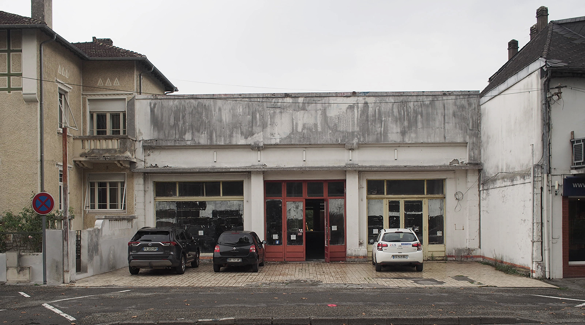 Grand voile bordeaux